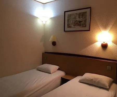 Szálloda Campanile & Restaurant 2*